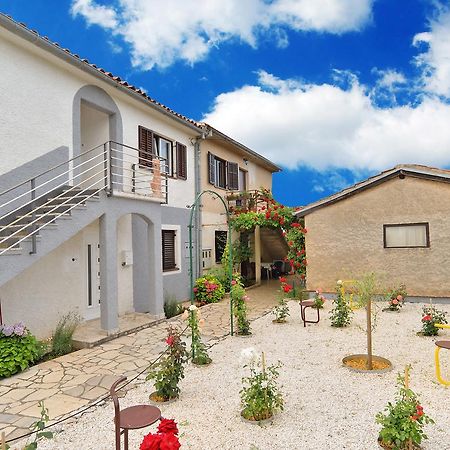 Apartments Dino 1700 Fazana Exterior photo