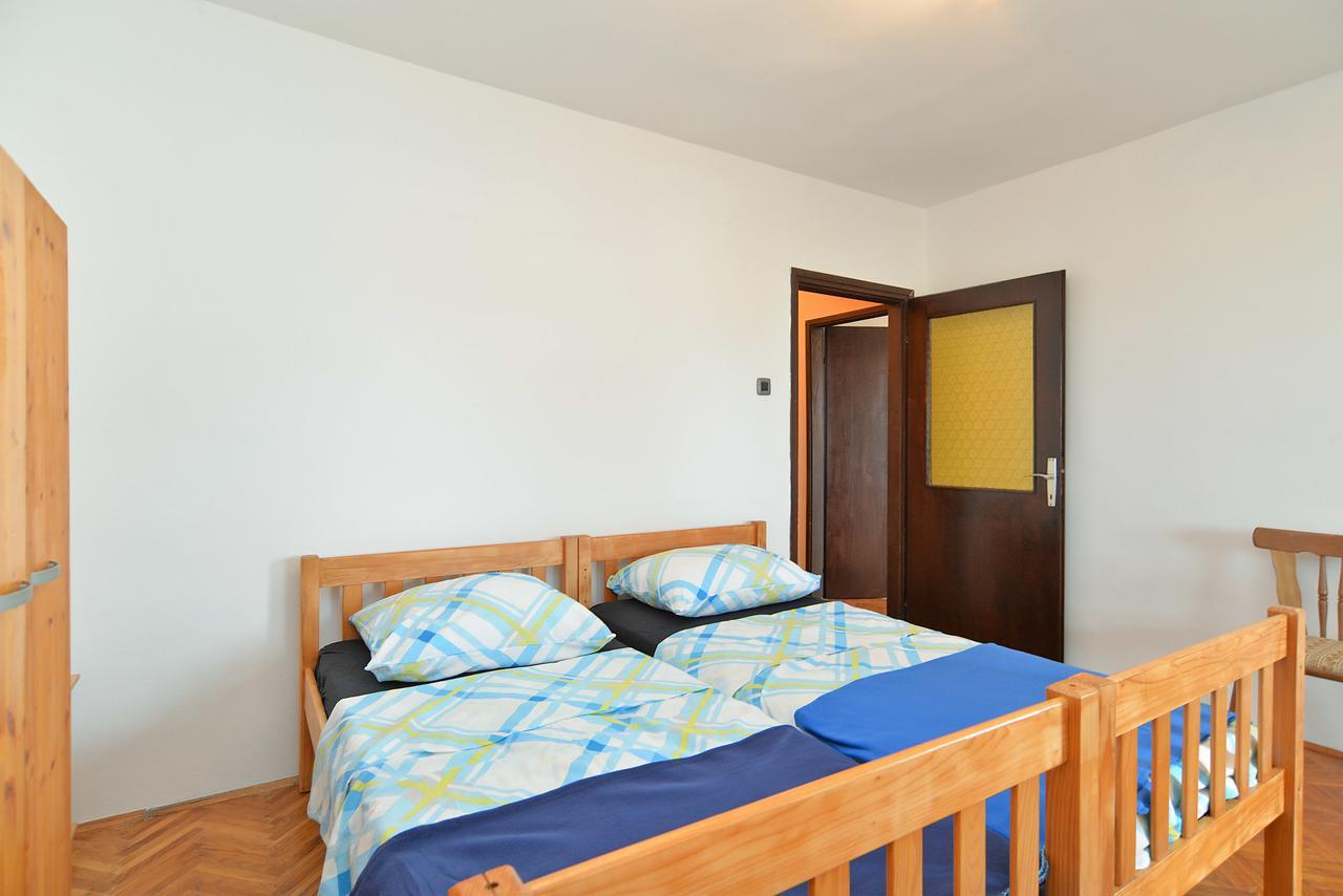 Apartments Dino 1700 Fazana Exterior photo